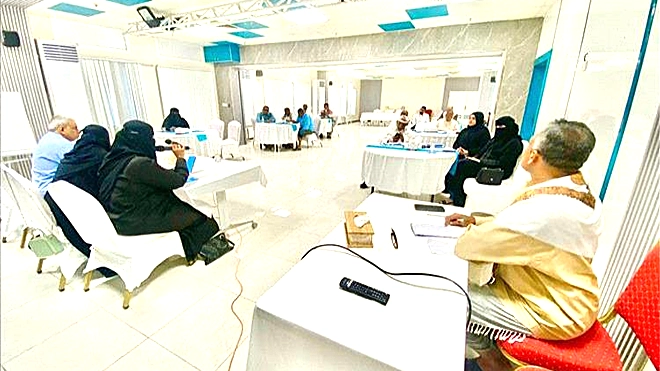 اللجنة الاستشارية في حضرموت تطلع على سير العمل بمطار الريان